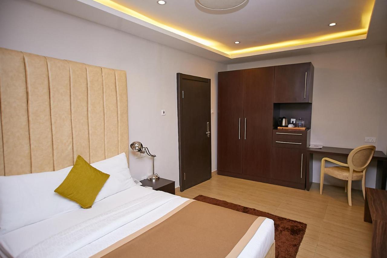The Cabin Hotel Accra Exteriér fotografie